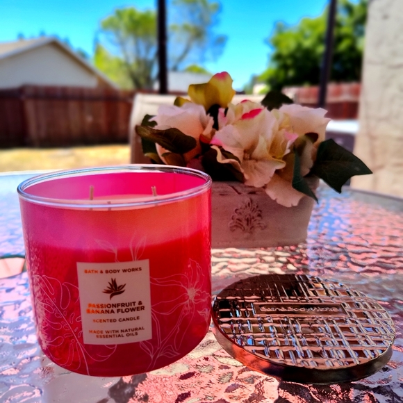 Scented Candles - Picture 2 of 3